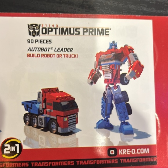 Hasbro Kre-O Transformers Set - Red and Blue - Picture 6 of 6